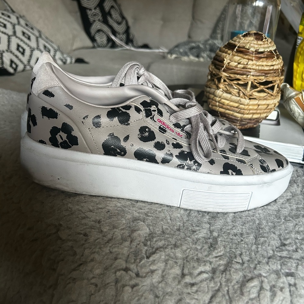 Adidas sleek mini platform leopard sneaker
